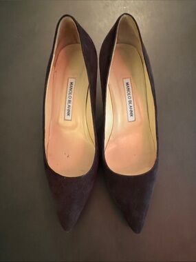Manolo Blahnik Black Suede Pointed Pumps